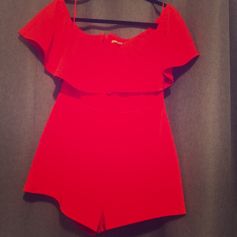 Red Romper Gianni Bini